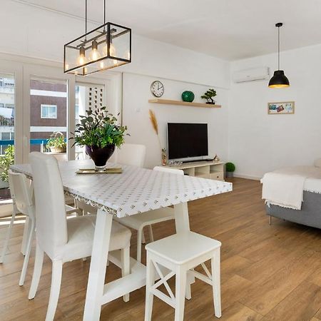 Faro Getaway W/ Big Balcony By Lovelystay Eksteriør bilde