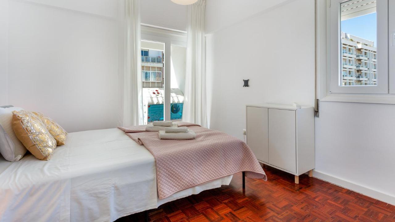 Faro Getaway W/ Big Balcony By Lovelystay Eksteriør bilde